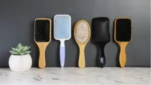 الفرشاة ذات الأسنان العريضة Paddle Brush